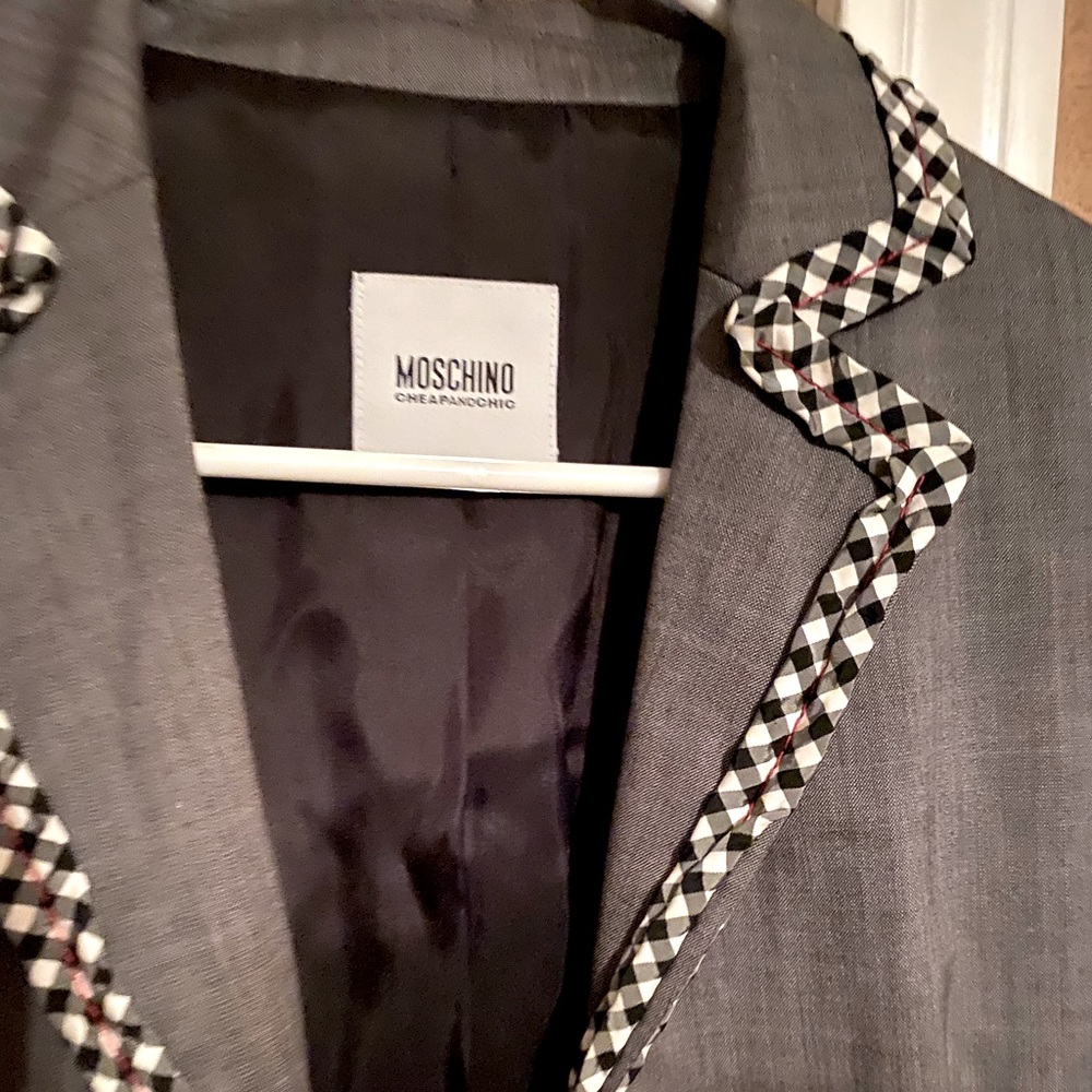 Absolutely gorgeous  moschino grey blazer